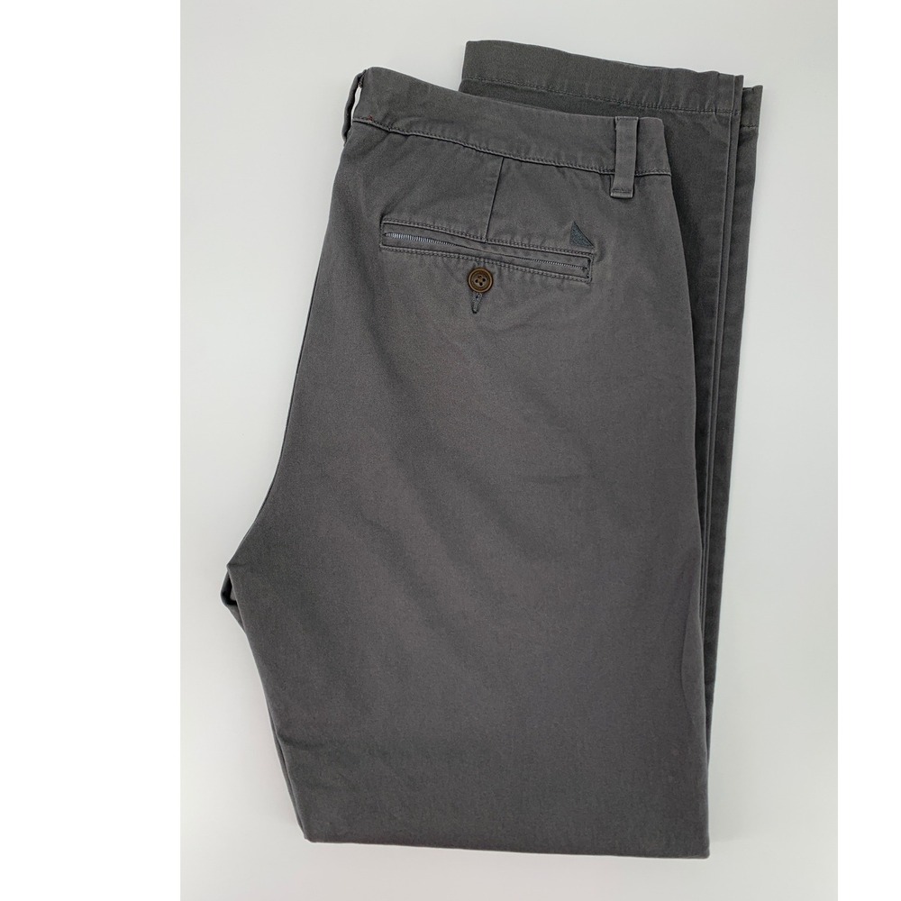 Untuckit Pants Men 32x30‎ Gray Straight Fit Cotton Blend Chino